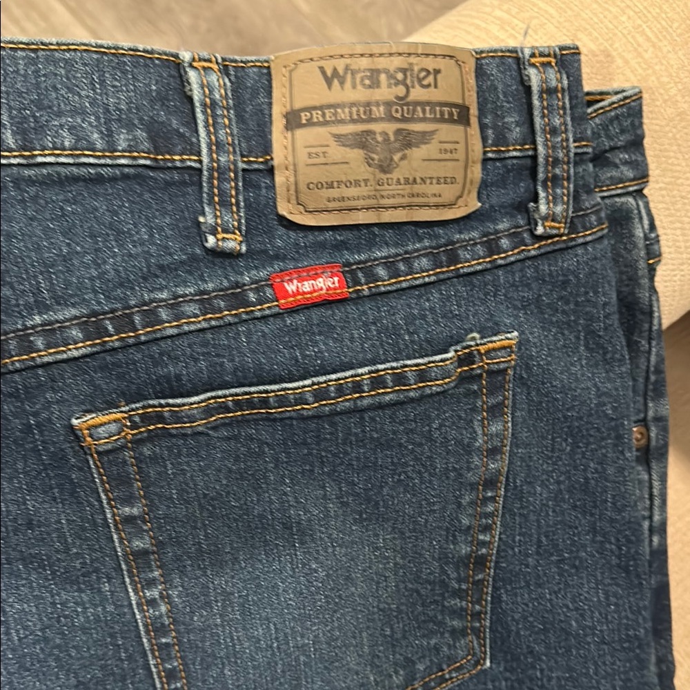 Wrangler Blue Relaxed Fit Jeans with Classic Stitching
